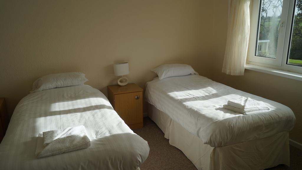 The Cardinals Hatt Ltd Motel Saltash Værelse billede